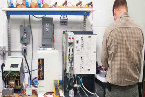 Servo Drive Suppliers Dealers Repair Services in Mumbai Siemens Fanuc Mitsubishi HAAS
